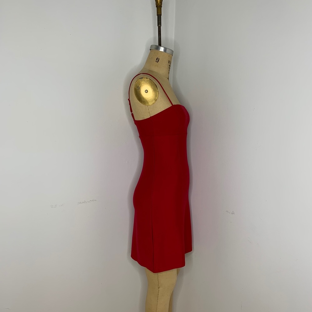 red dresses - Picture 3 of 3